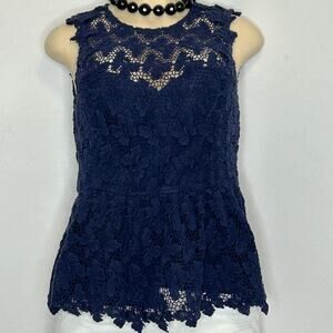 Lilly Pulitzer Size 6 Navy Blue Floral Lace Peplum Top Sleeveless Cotton